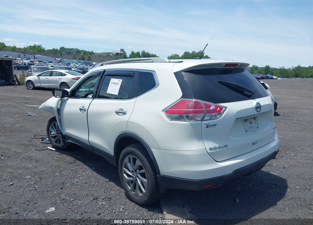 2015 NISSAN ROGUE SL VIN: 5N1AT2MV8FC878047
