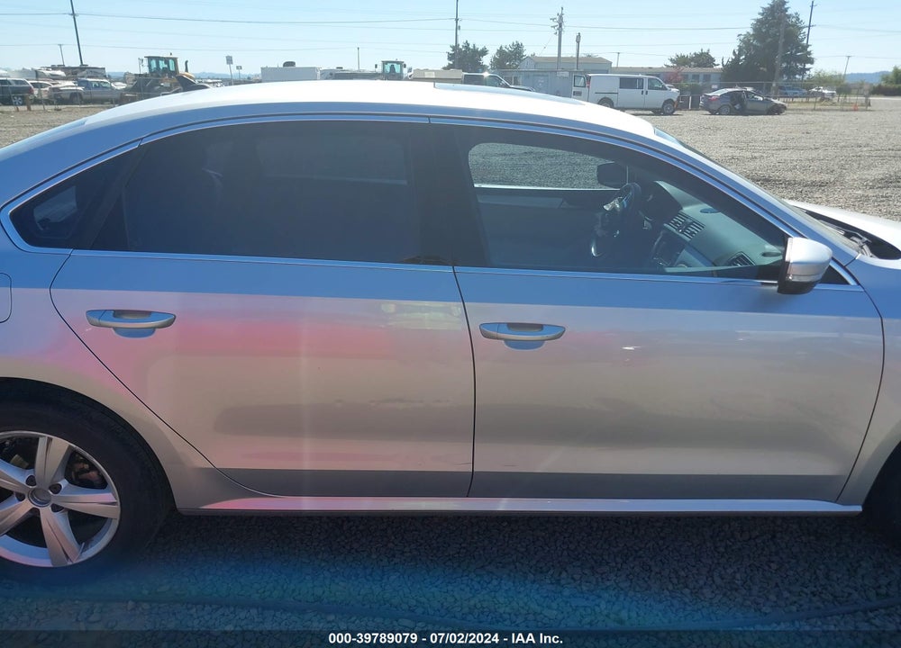 2013 VOLKSWAGEN PASSAT 2.5L SE VIN: 1VWBP7A34DC009548