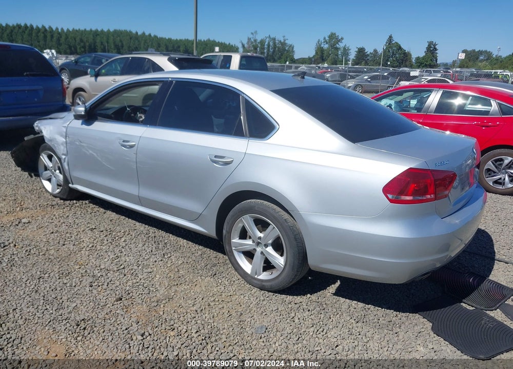 2013 VOLKSWAGEN PASSAT 2.5L SE VIN: 1VWBP7A34DC009548