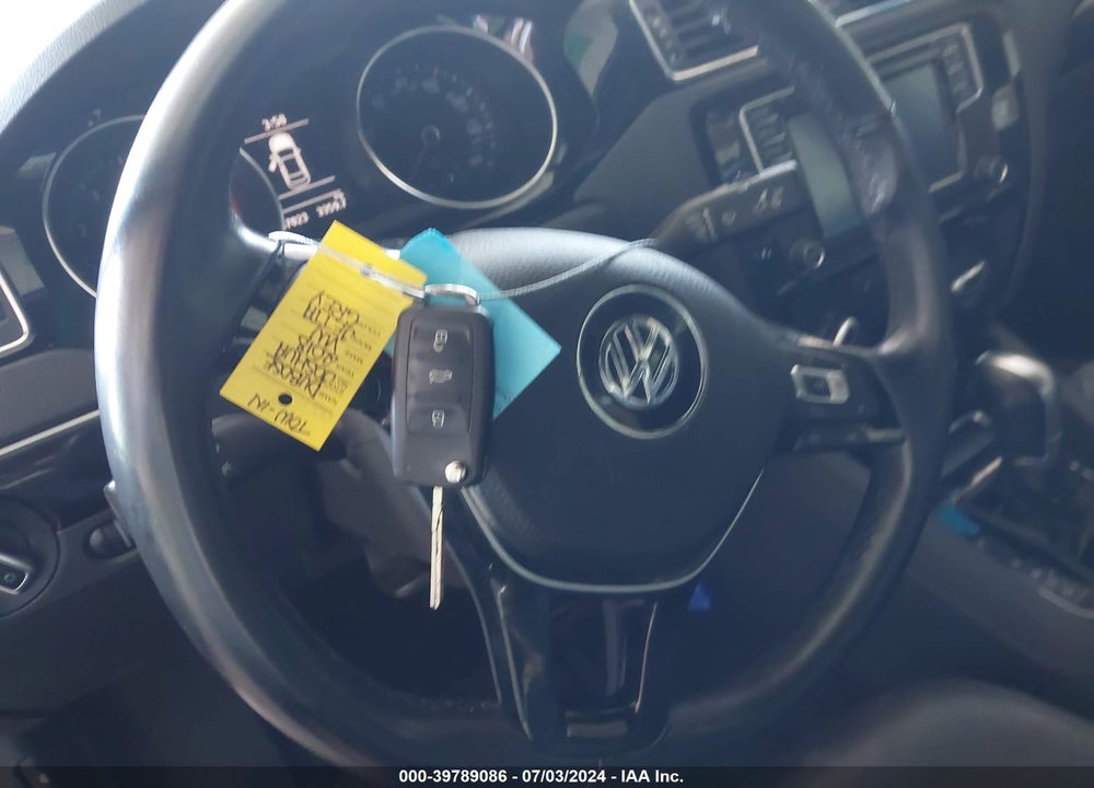 2018 VOLKSWAGEN JETTA 1.8T SE SPORT VIN: 3VWD17AJ9JM249231