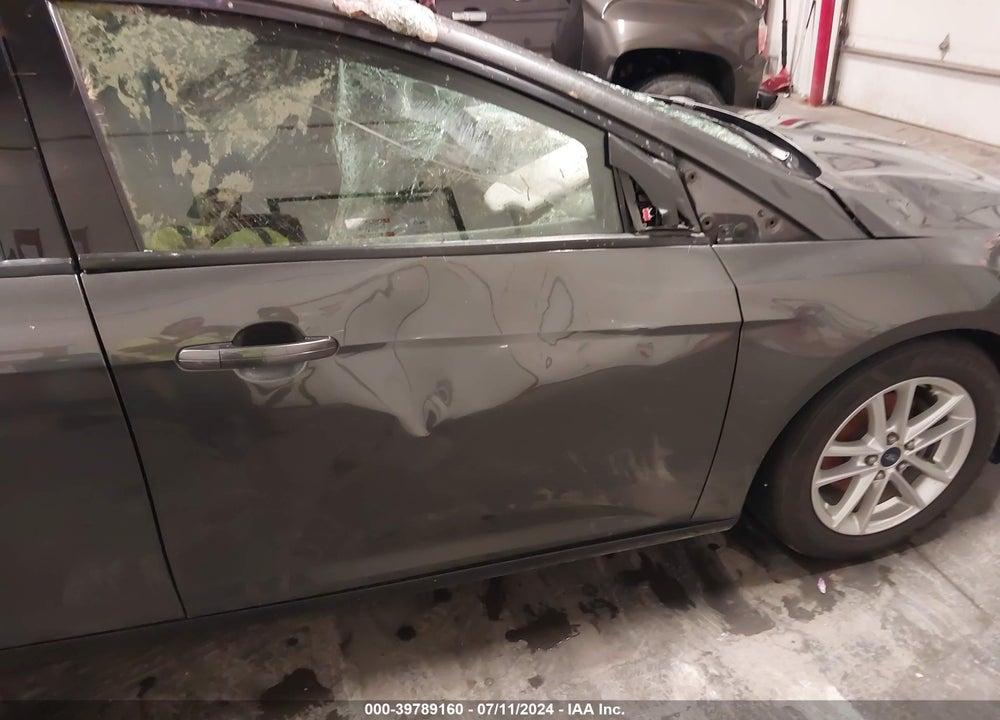 2015 FORD FOCUS SE VIN: 1FADP3K24FL382737