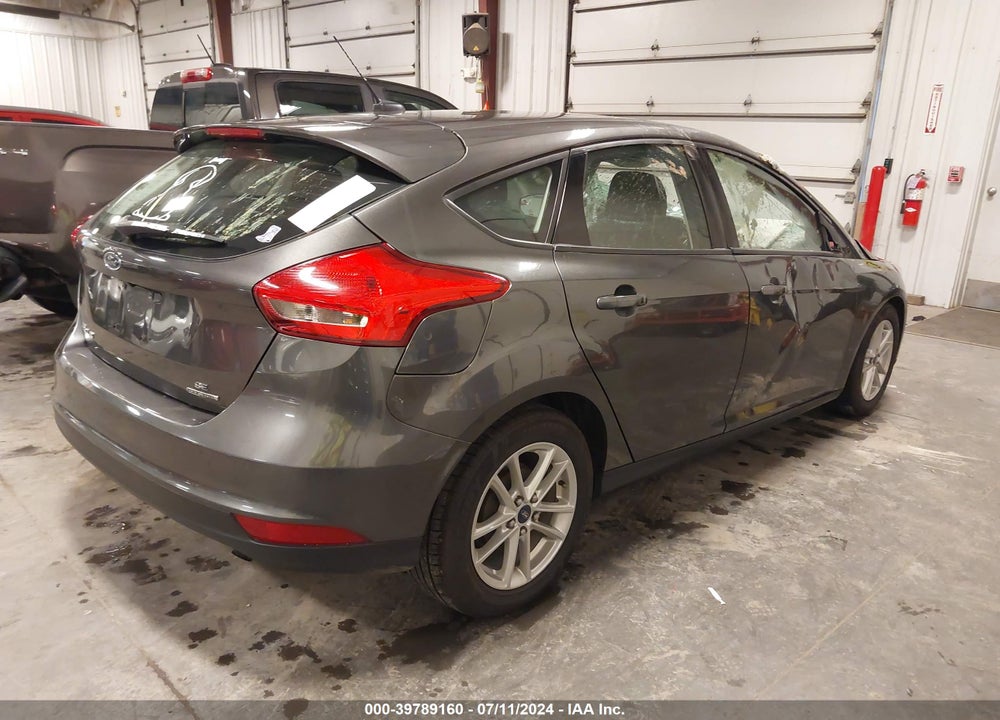 2015 FORD FOCUS SE VIN: 1FADP3K24FL382737
