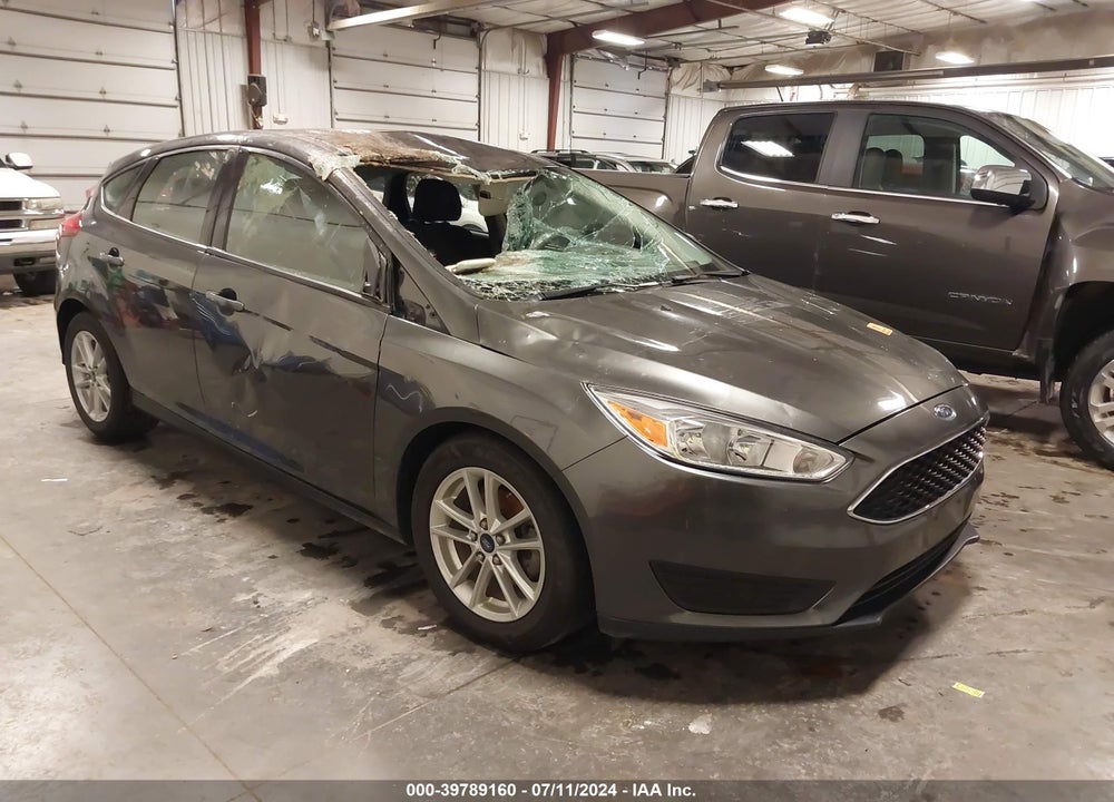 2015 FORD FOCUS SE VIN: 1FADP3K24FL382737