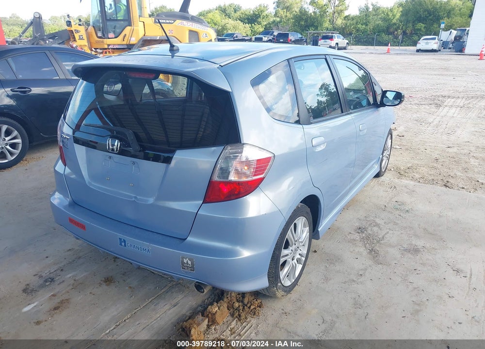 2010 HONDA FIT SPORT VIN: JHMGE8H41AC018088