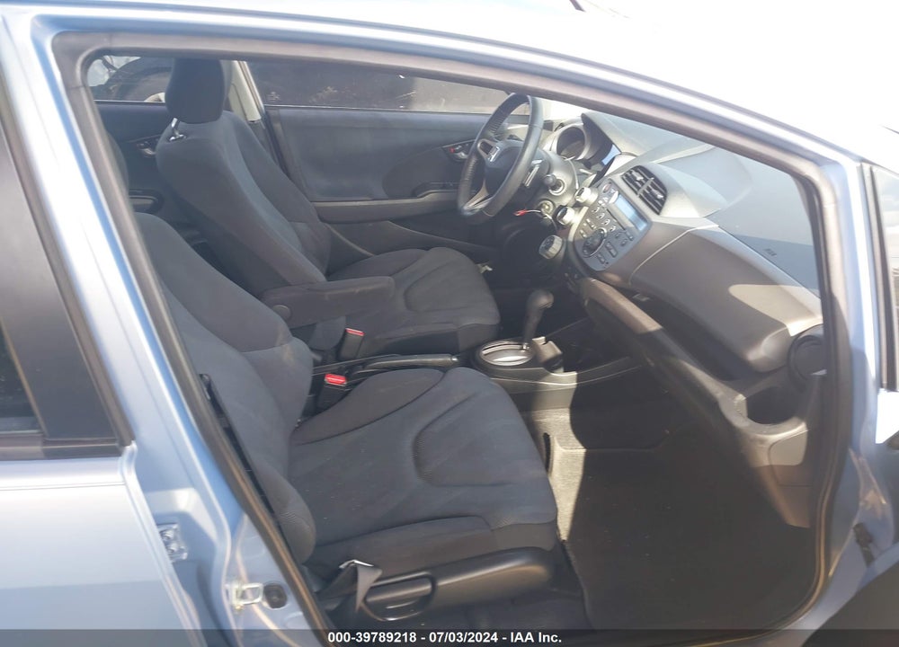 2010 HONDA FIT SPORT VIN: JHMGE8H41AC018088