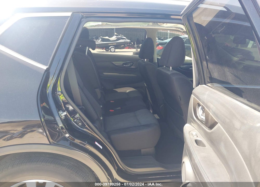 2020 NISSAN ROGUE SV FWD VIN: JN8AT2MT8LW042448