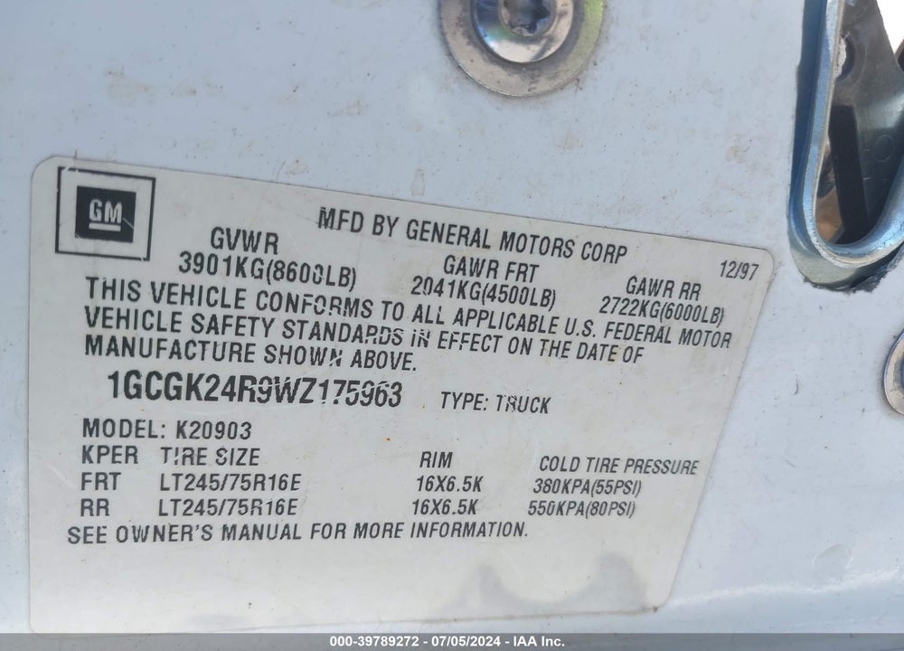 1998 CHEVROLET K2500 FLEETSIDE VIN: 1GCGK24R9WZ175963