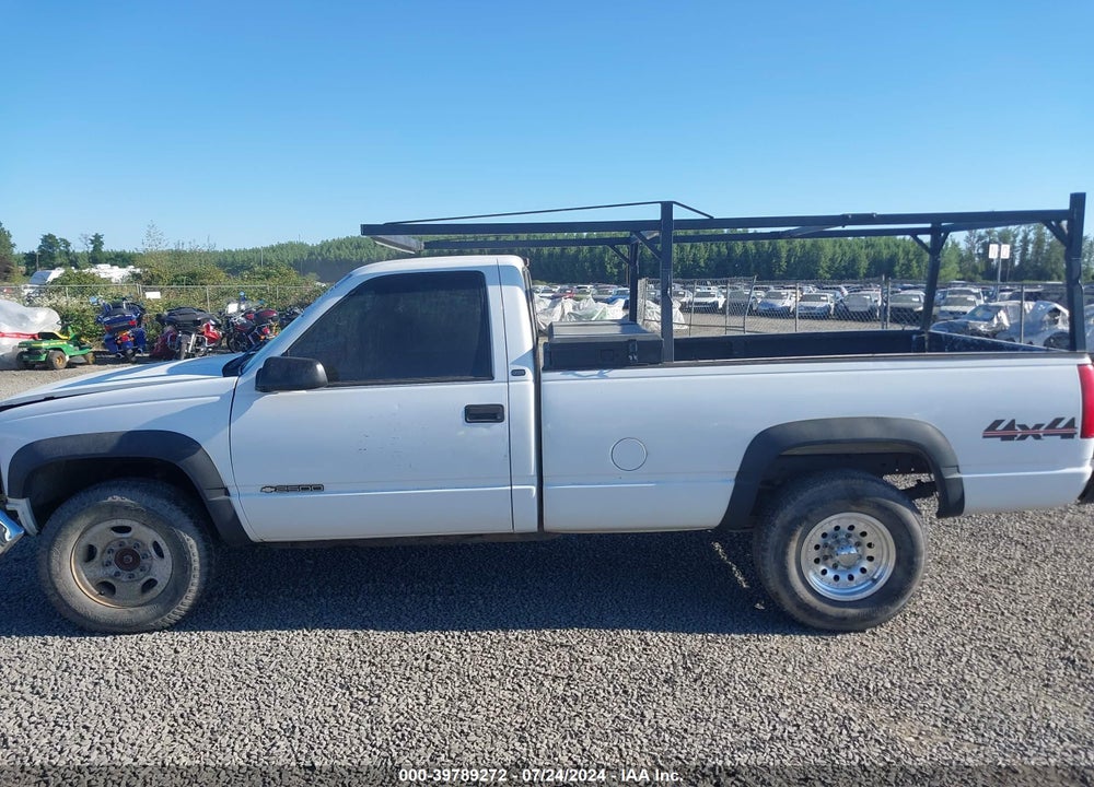 1998 CHEVROLET K2500 FLEETSIDE VIN: 1GCGK24R9WZ175963