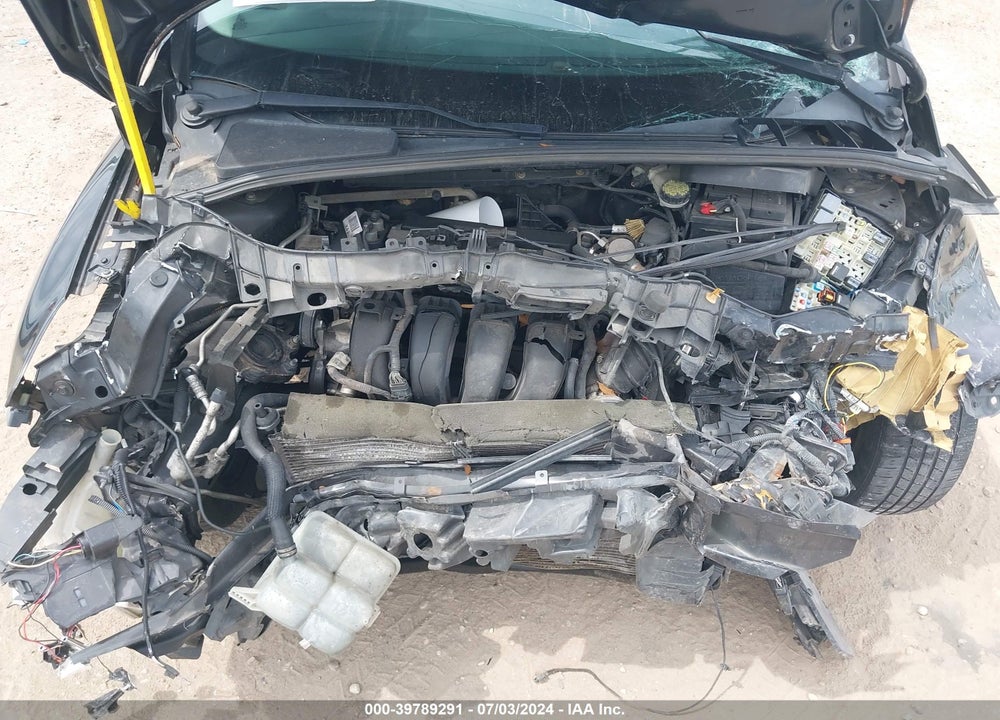 2013 FORD FOCUS SE VIN: 1FADP3F28DL138094