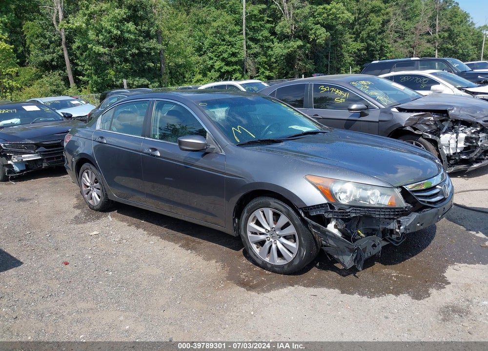 2011 HONDA ACCORD 2.4 EX VIN: 1HGCP2F70BA041820