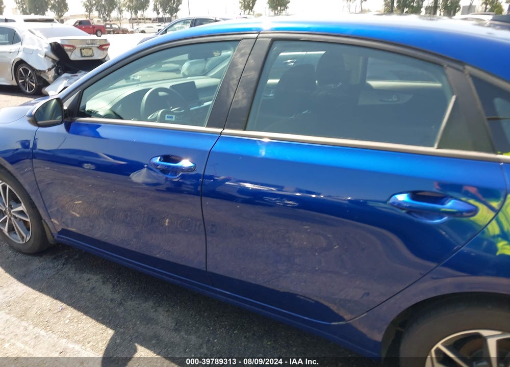 2023 KIA FORTE LXS VIN: 3KPF24AD2PE571942