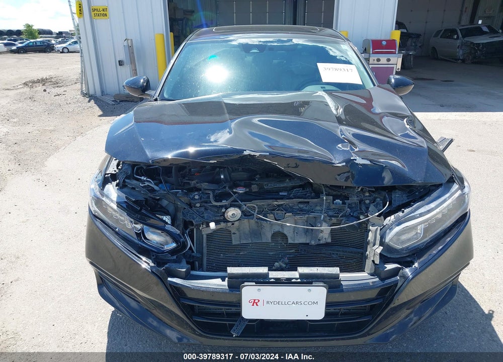 2018 HONDA ACCORD EX VIN: 1HGCV1F44JA047639