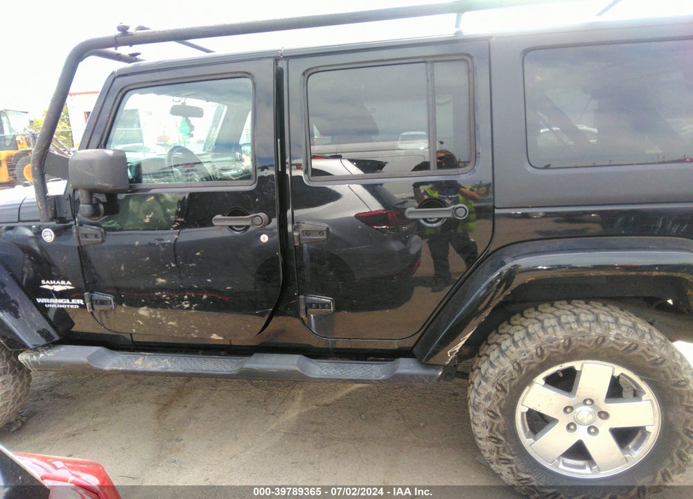 2011 JEEP WRANGLER UNLIMITED SAHARA VIN: 1J4BA5H18BL594624