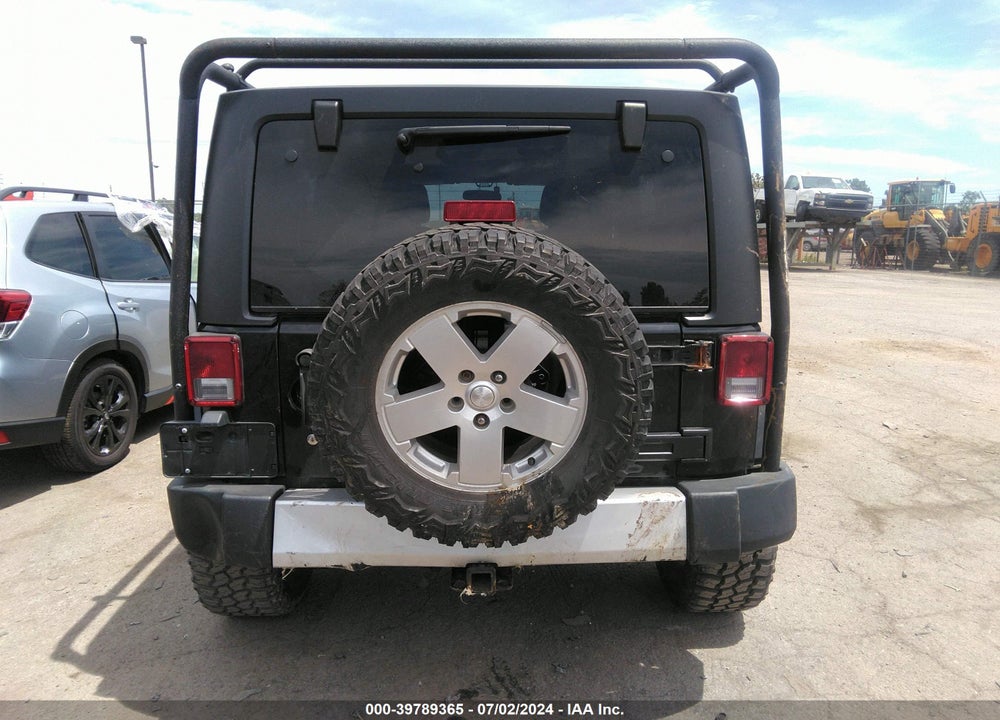 2011 JEEP WRANGLER UNLIMITED SAHARA VIN: 1J4BA5H18BL594624