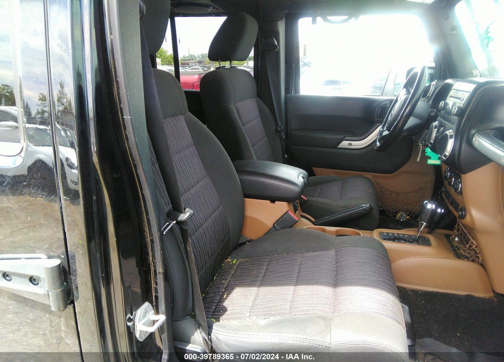 2011 JEEP WRANGLER UNLIMITED SAHARA VIN: 1J4BA5H18BL594624