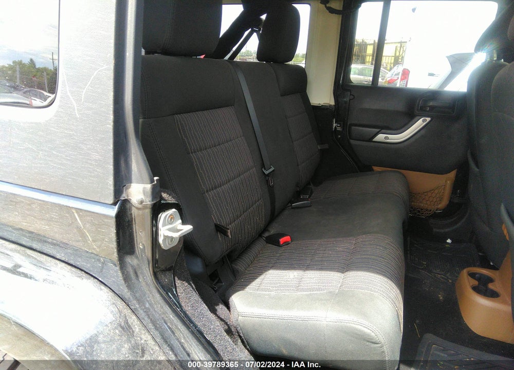 2011 JEEP WRANGLER UNLIMITED SAHARA VIN: 1J4BA5H18BL594624