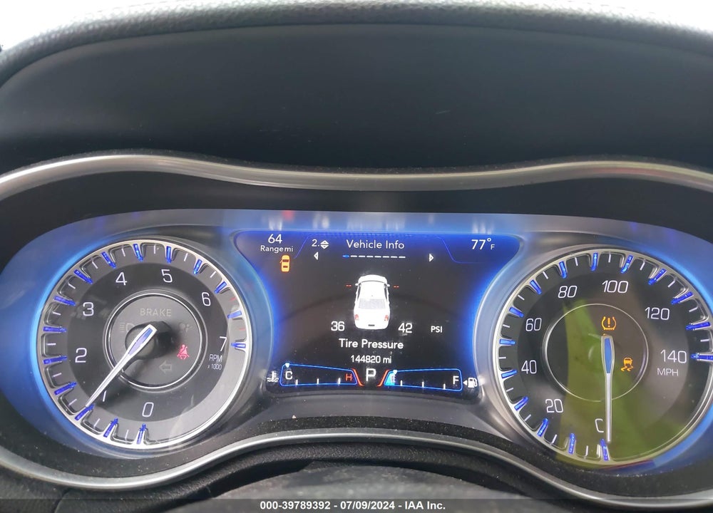 2016 CHRYSLER 300 LIMITED VIN: 2C3CCARG0GH124306