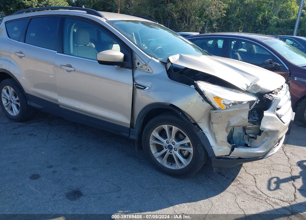 2018 FORD ESCAPE SEL VIN: 1FMCU0HD2JUA48145