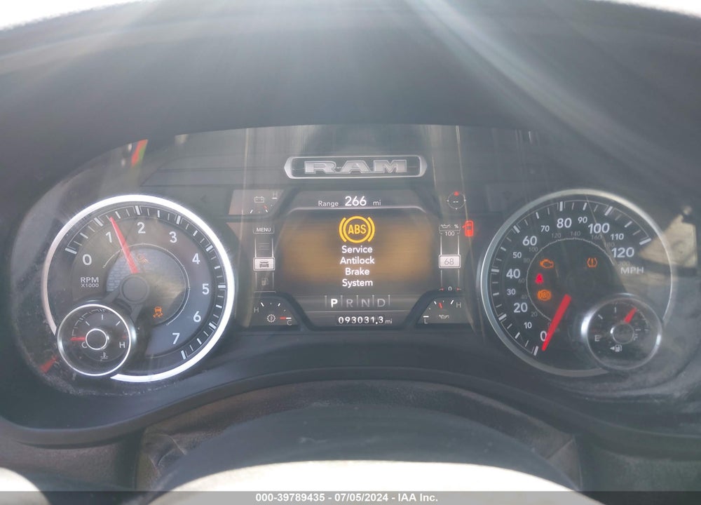 2020 RAM 1500 BIG HORN 4X4 5'7 BOX VIN: 1C6SRFFTXLN104898