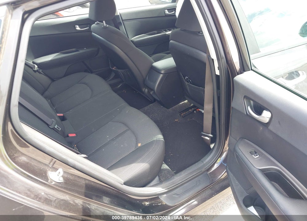2018 KIA OPTIMA LX VIN: KNAGT4L30J5234644