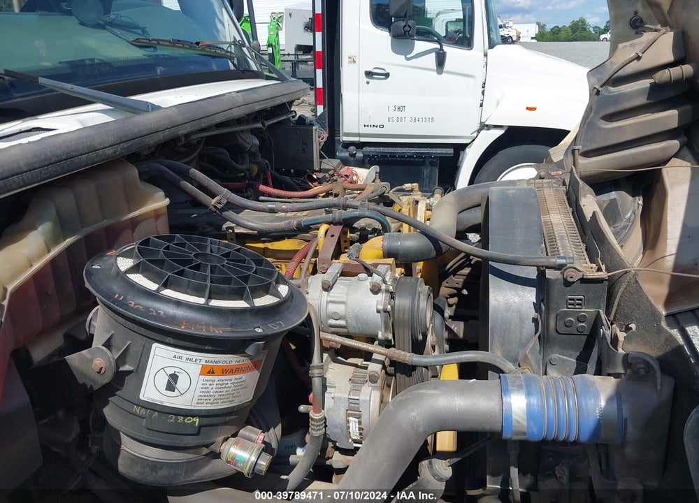 2005 FREIGHTLINER M2 106 MEDIUM DUTY VIN: 1FVACWDC95HV33013