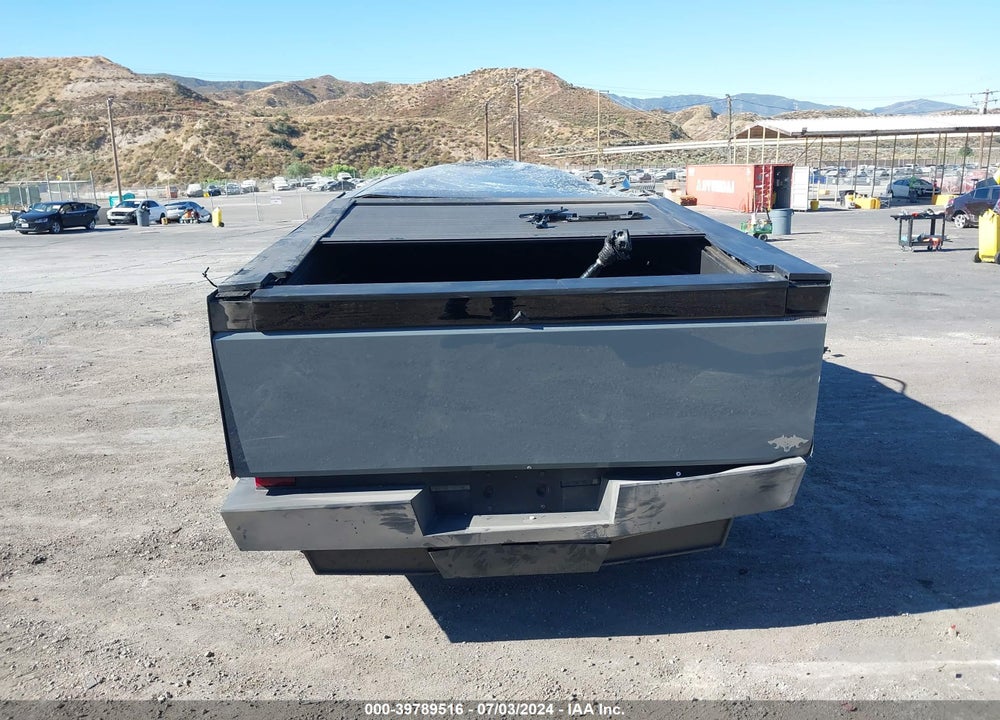 2024 TESLA CYBERTRUCK VIN: 7G2CEHEE6RA004290