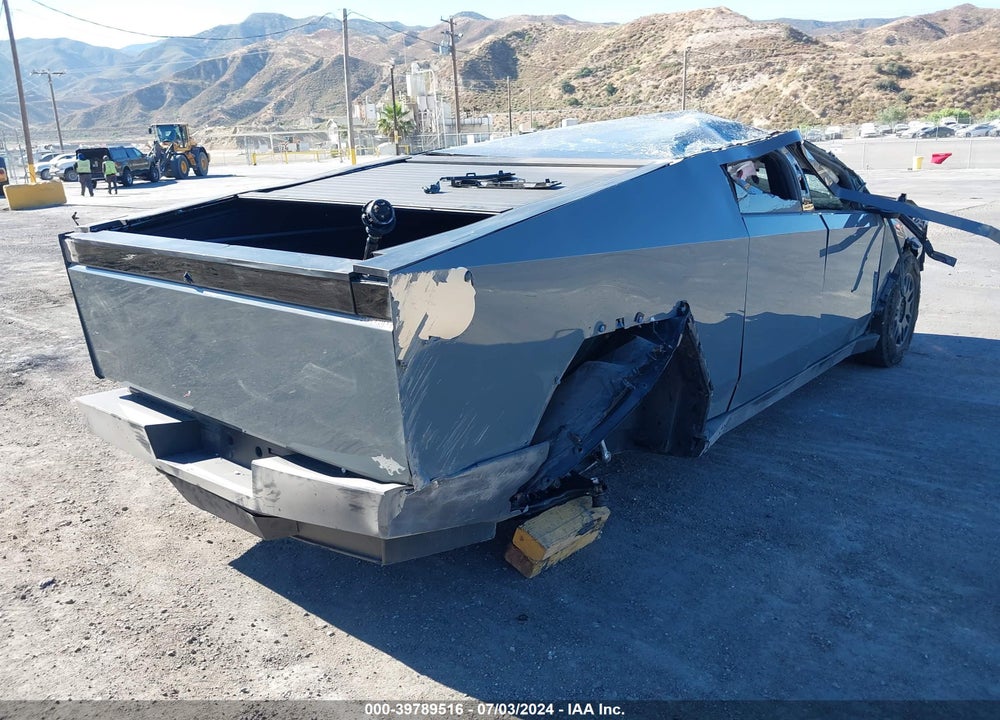 2024 TESLA CYBERTRUCK VIN: 7G2CEHEE6RA004290