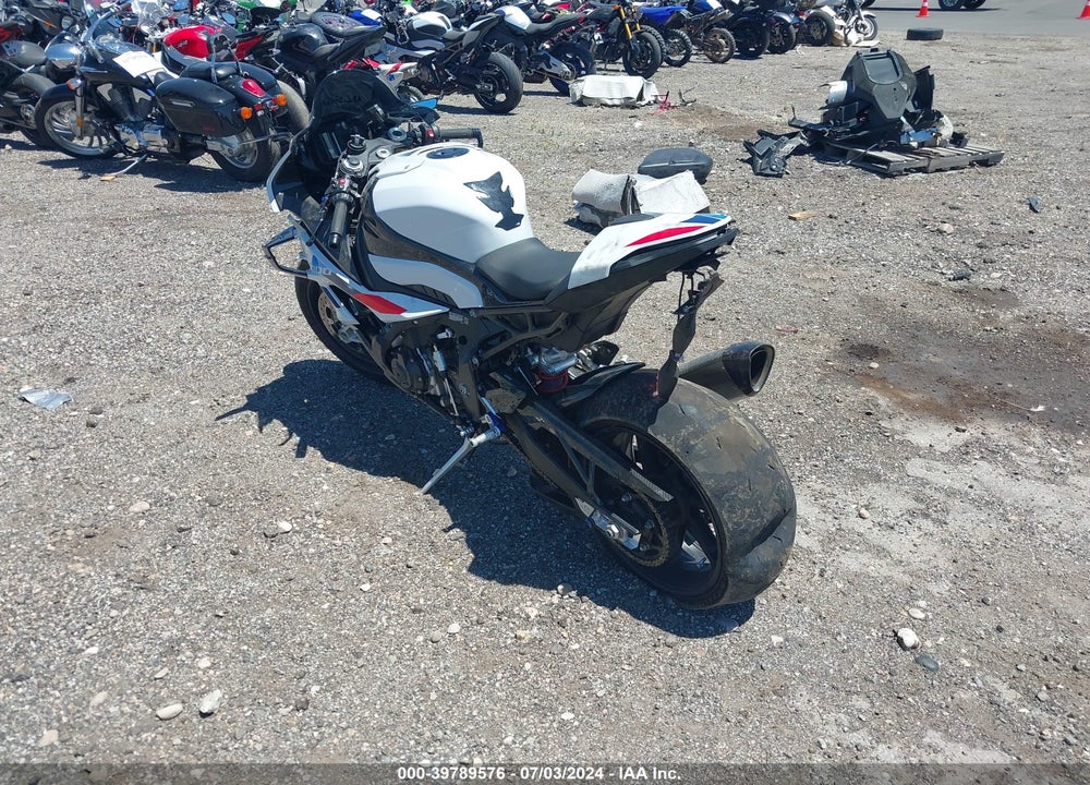 2023 BMW S 1000 RR VIN: WB10E6305P6H02029