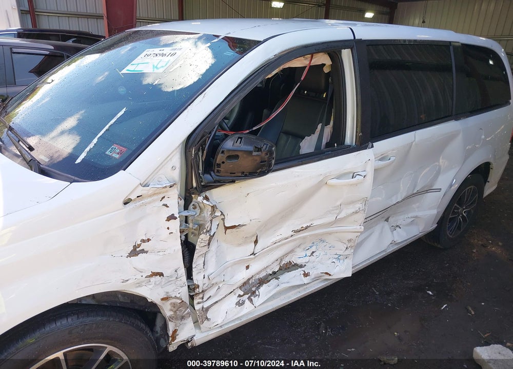 2017 DODGE GRAND CARAVAN GT VIN: 2C4RDGEG0HR760618