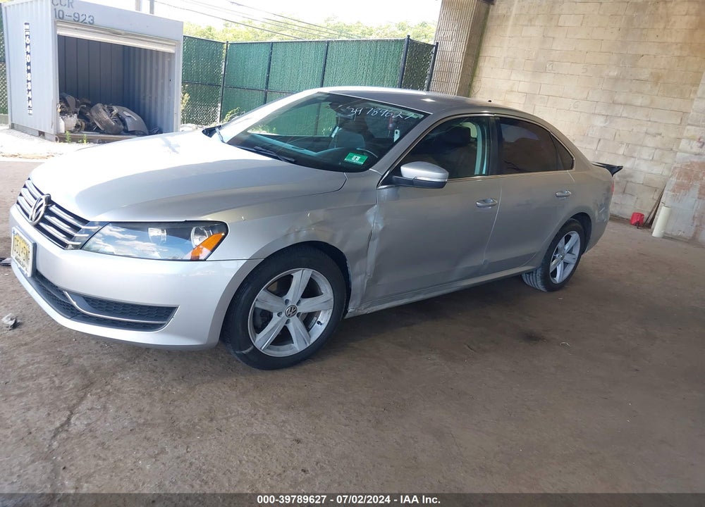 2013 VOLKSWAGEN PASSAT VIN: 1VWBP7A30DC066619