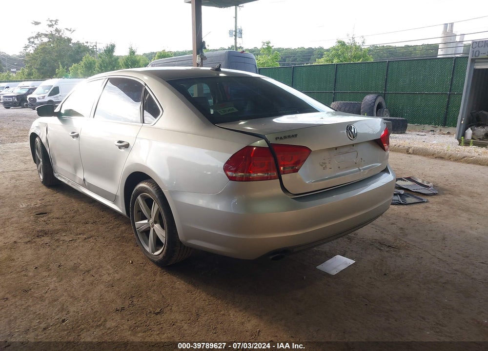 2013 VOLKSWAGEN PASSAT VIN: 1VWBP7A30DC066619