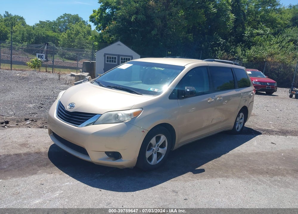 2011 TOYOTA SIENNA LE V6 VIN: 5TDKK3DC5BS052958