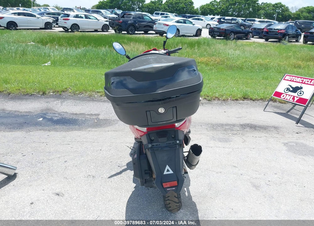 2022 YNGF 150CC SCOOTER VIN: LL0TCKPS2NG000092