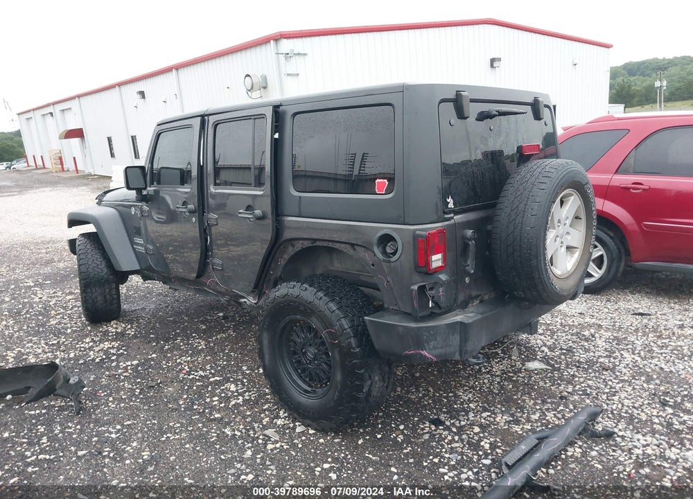 2017 JEEP WRANGLER UNLIMITED SPORT 4X4 VIN: 1C4BJWDG4HL645857