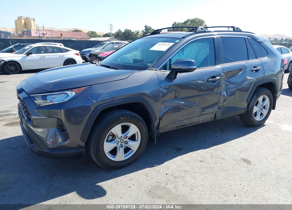 2021 TOYOTA RAV4 XLE VIN: 2T3W1RFV4MC133961