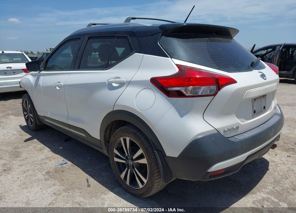 2019 NISSAN KICKS SR VIN: 3N1CP5CU6KL506039