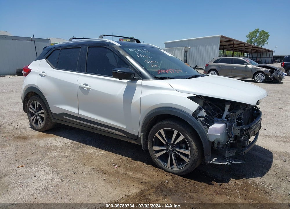 2019 NISSAN KICKS SR VIN: 3N1CP5CU6KL506039