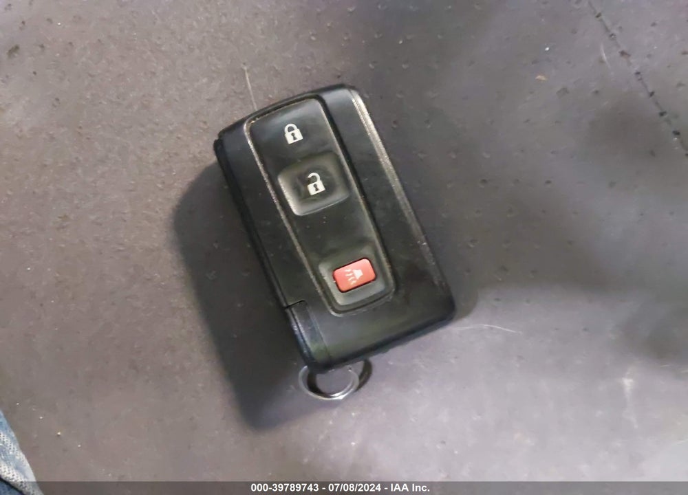 2008 TOYOTA PRIUS TOURING VIN: JTDKB20U083353592