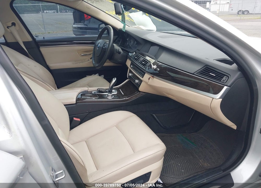 2013 BMW 528I VIN: WBAXG5C56DD230961