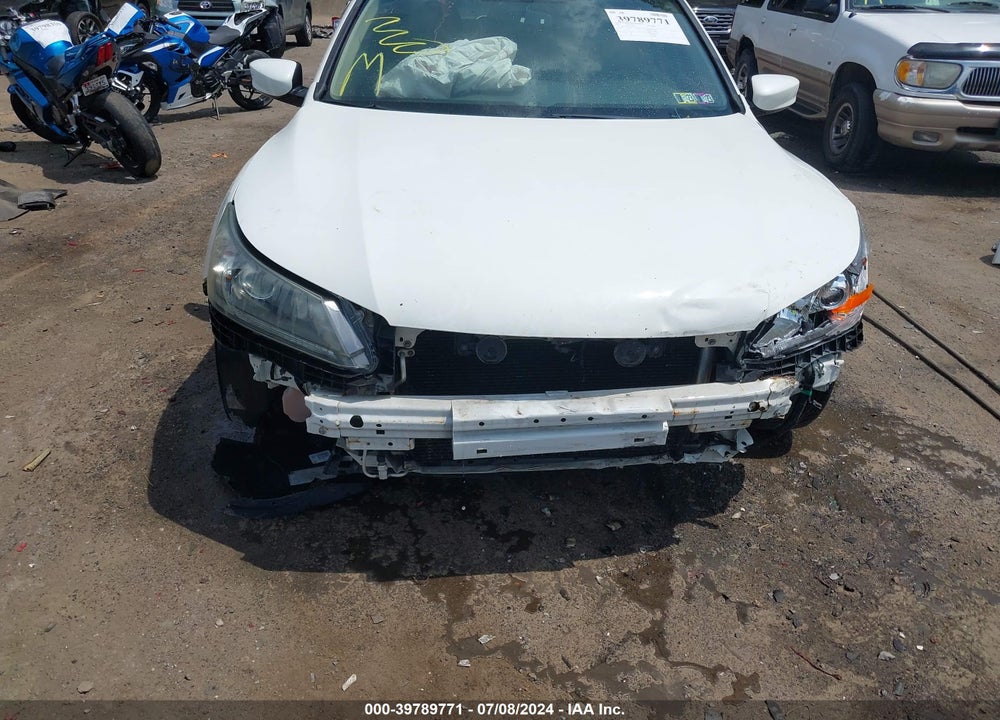 2015 HONDA ACCORD LX VIN: 1HGCR2F31FA059224