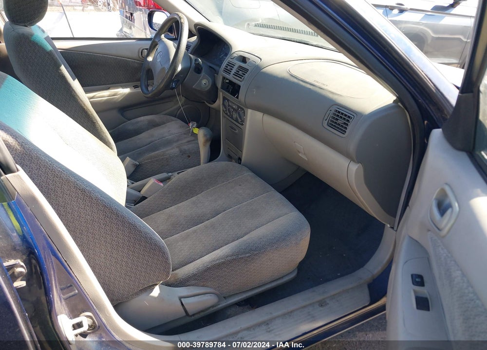 2002 TOYOTA COROLLA LE VIN: 2T1BR12E42C574848