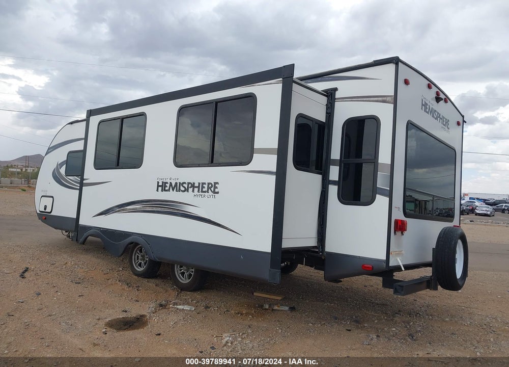 2018 FORE HEMISPHERE VIN: 4X4TSBB22JU083405