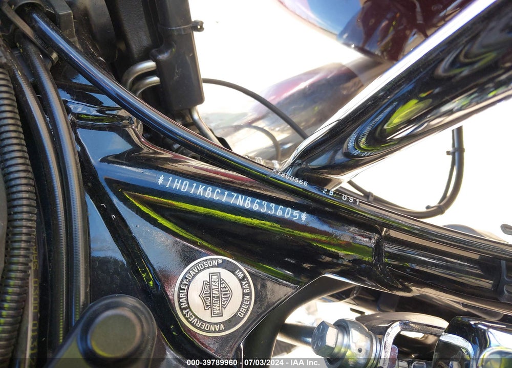 2022 HARLEY-DAVIDSON FLHX VIN: 1HD1KBC17NB633605