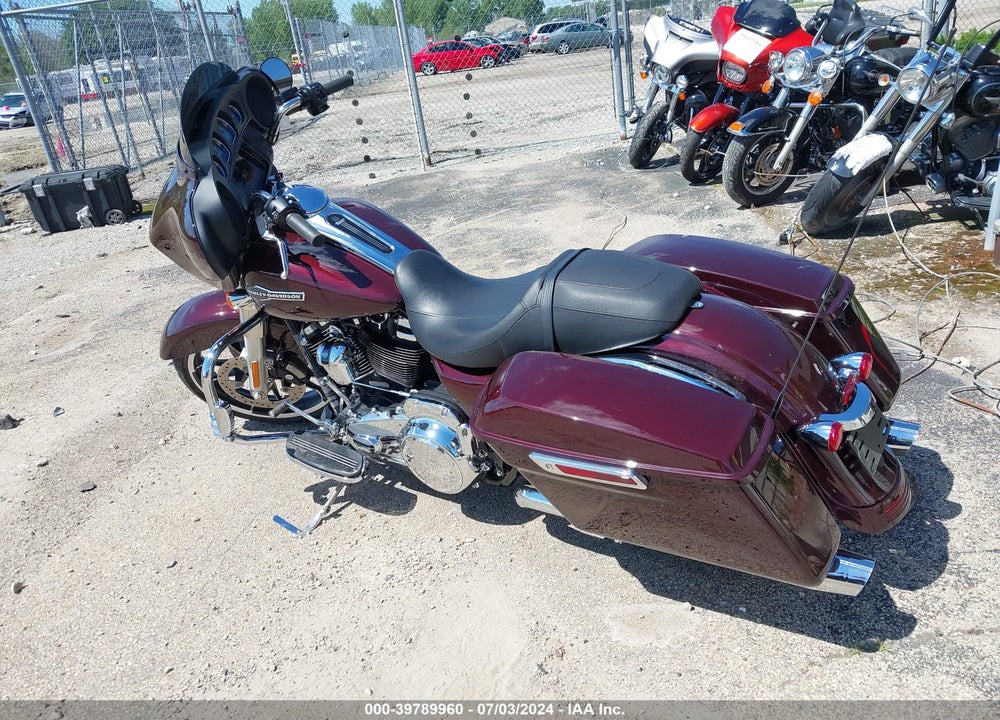 2022 HARLEY-DAVIDSON FLHX VIN: 1HD1KBC17NB633605