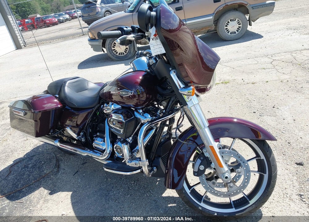 2022 HARLEY-DAVIDSON FLHX VIN: 1HD1KBC17NB633605