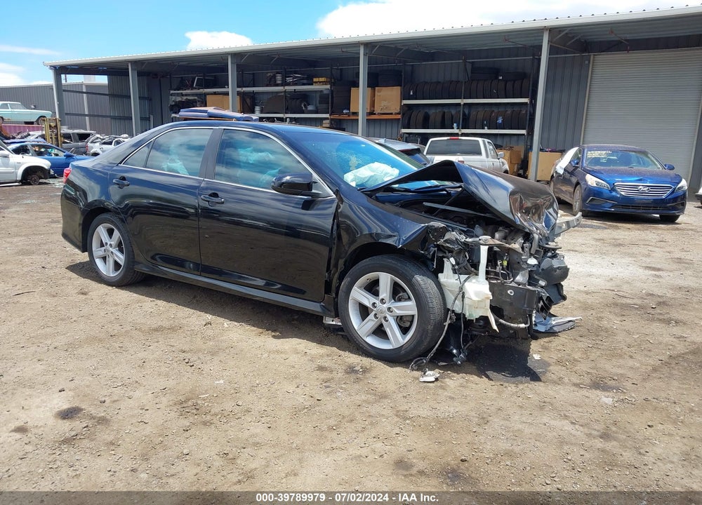 2013 TOYOTA CAMRY SE VIN: 4T1BF1FK6DU230271