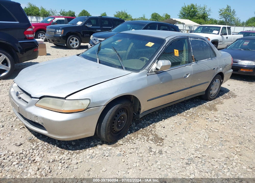 1999 HONDA ACCORD LX VIN: JHMCG6657XC012118