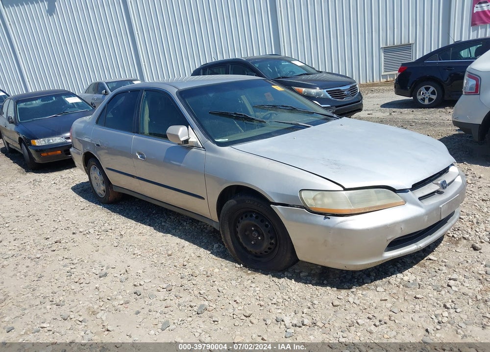 1999 HONDA ACCORD LX VIN: JHMCG6657XC012118