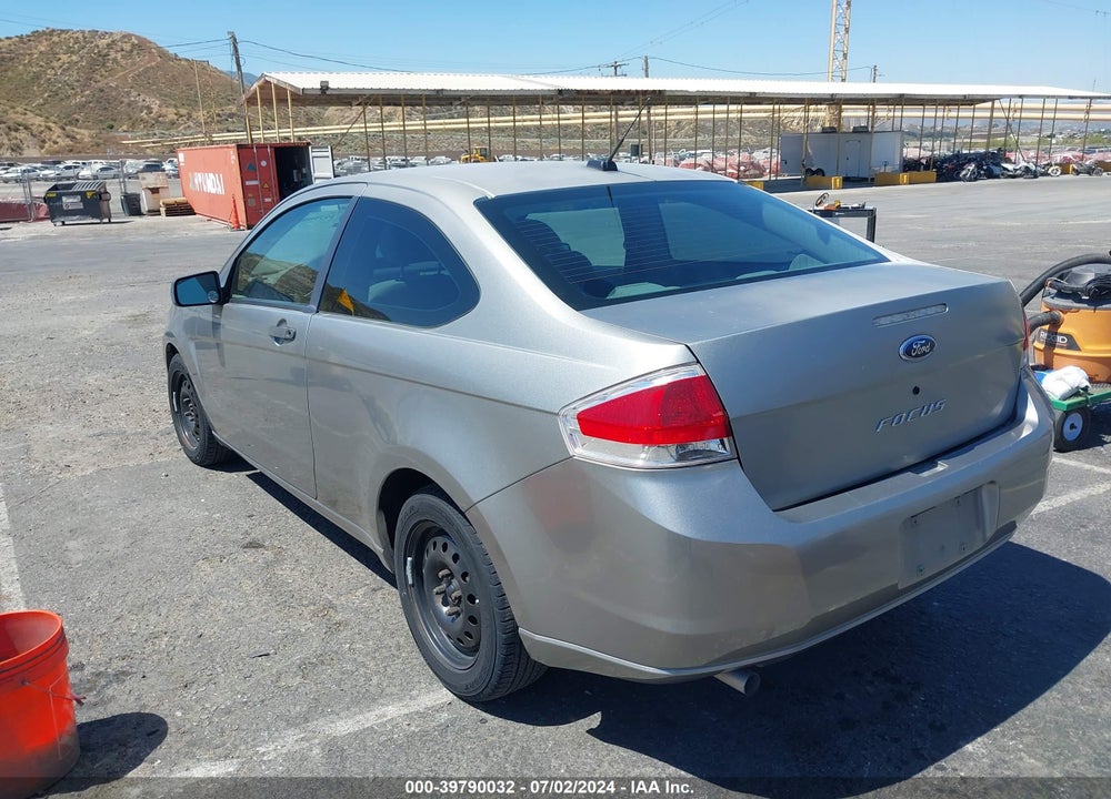 2008 FORD FOCUS S VIN: 1FAHP32N88W293119