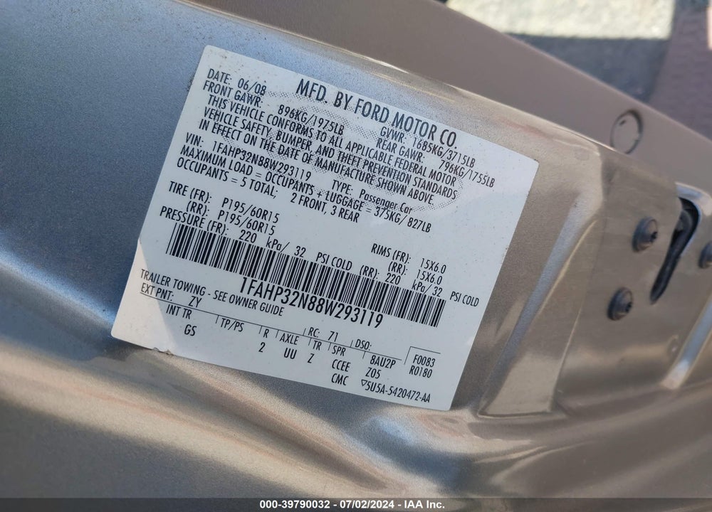 2008 FORD FOCUS S VIN: 1FAHP32N88W293119